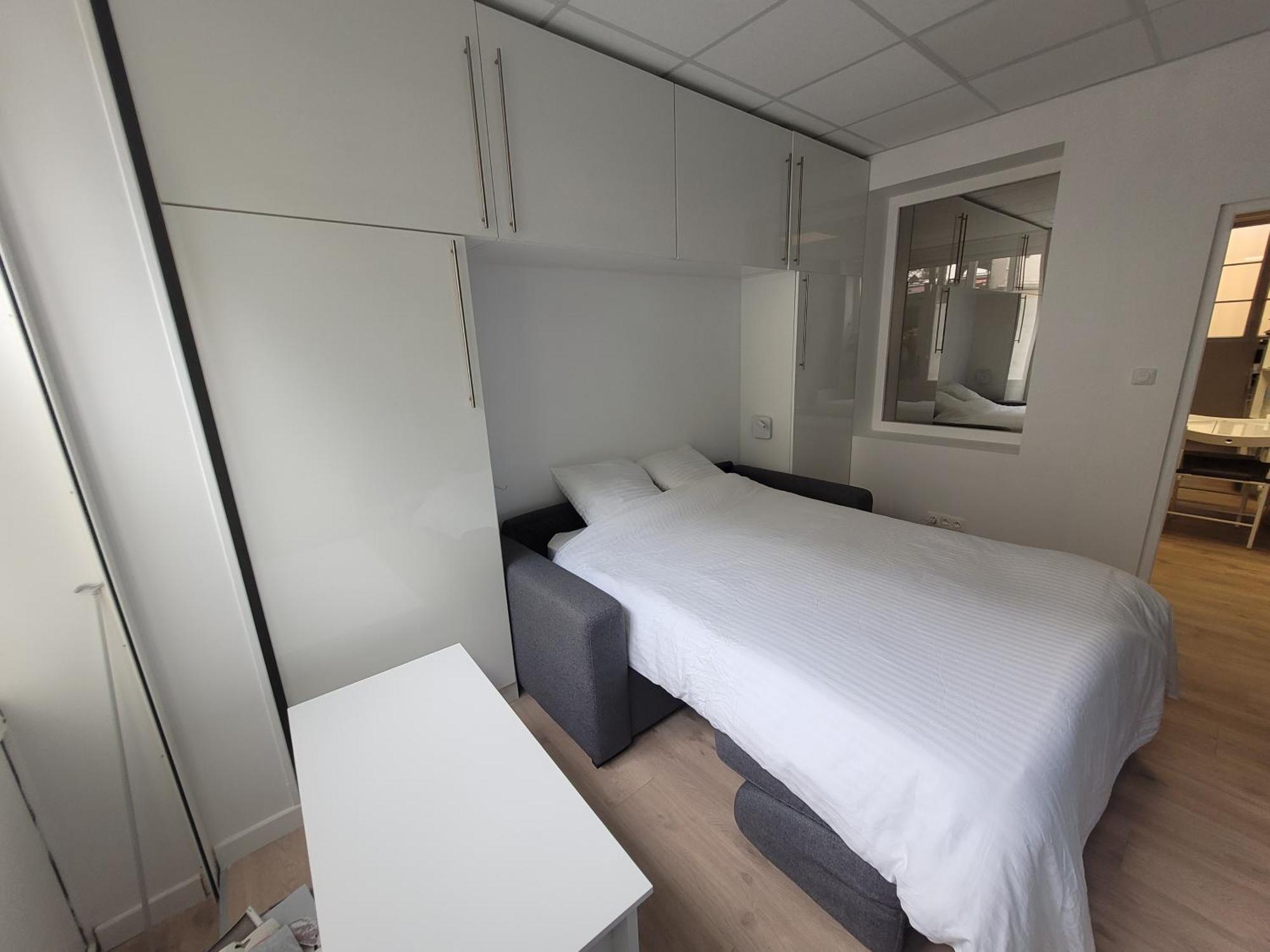 Studio Bien Equipe Au Calme A Montmartre 파리 외부 사진